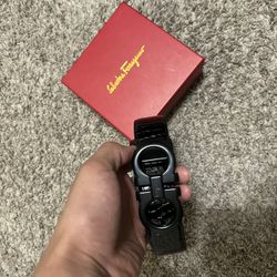 black ferragamo belt