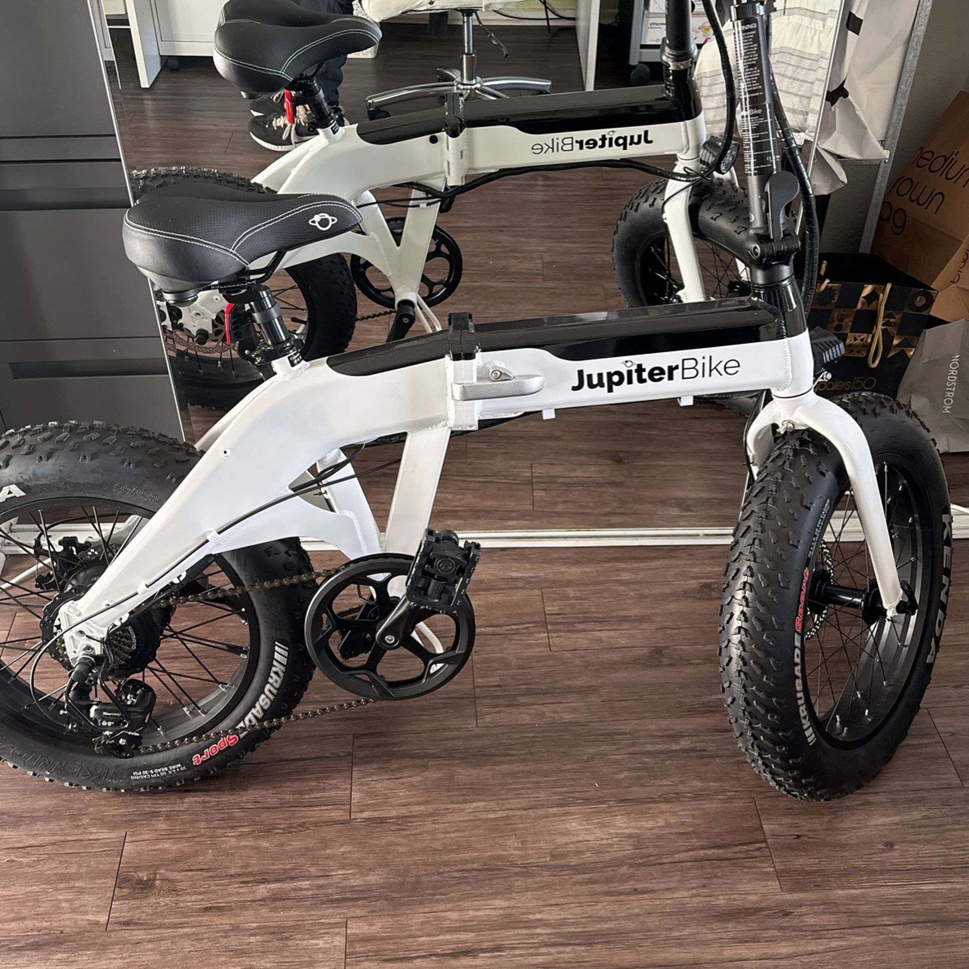 Brand New!! Jupiter Defiant Bike