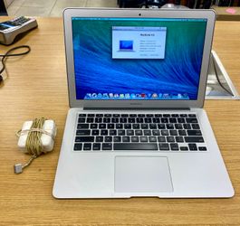 Apple MacBook Air 13" Early 2014 A1466 i5 1.4GHz 4GB 128GB SSD + Charger
