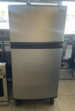 Gladiator convertible all fridge or all Freezer