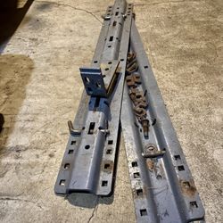 Fifth Wheel Mounting Rails