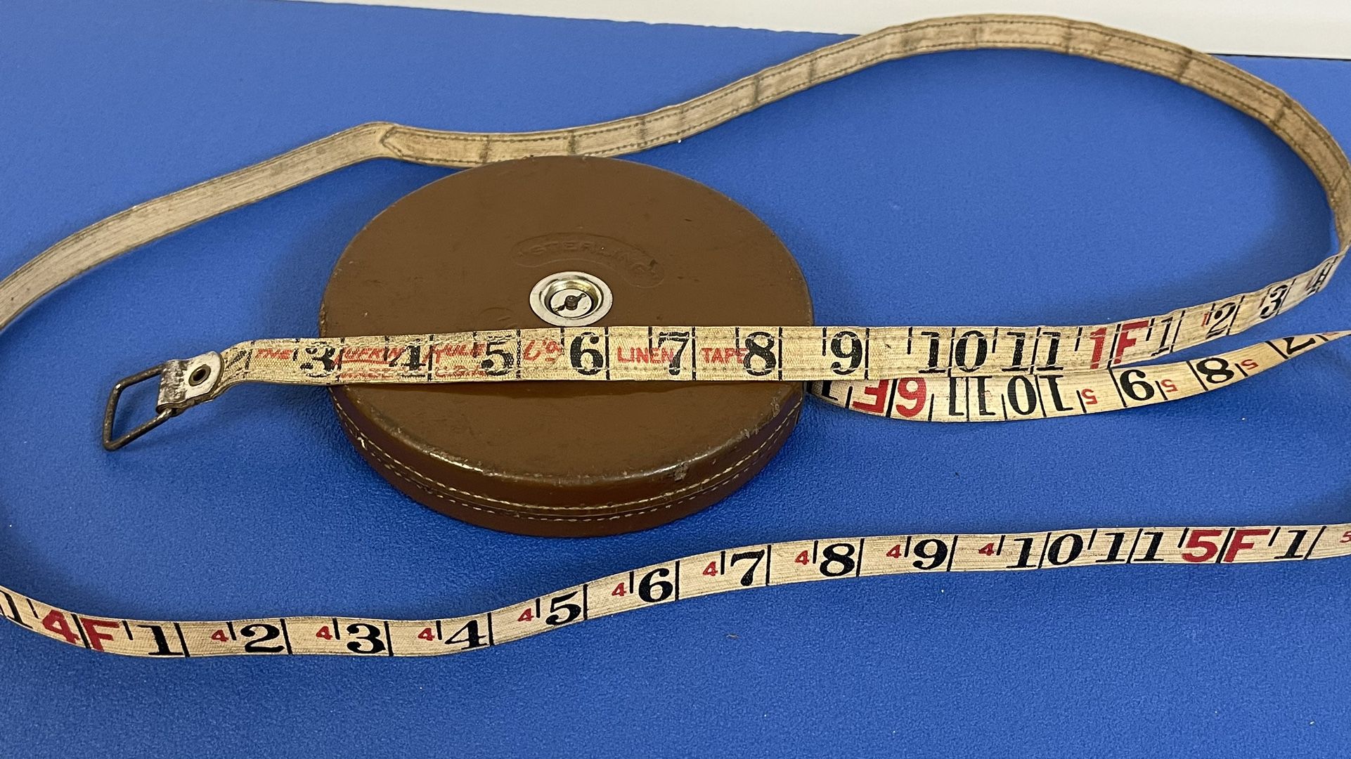 Vintage The Lufkin Rule Co. 100 FT Measuring Tape Made In USA.