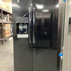 Frigidaire Side-by-Side Refrigerator in Black with Fresh Storage Crispers and PurePour Water Filter