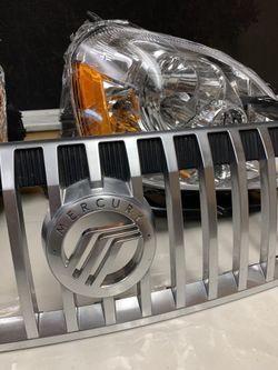 Mercury Montego or Ford 500 2007 front grill