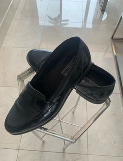 Men’s shoes, size 8 1/2