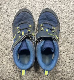 Merrell Boys Hiking Boots Size 4.5 Big Kids 