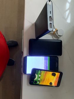 2 power banks, 1 oem Apple iwatch charger, 1 htc evo, 1 Samsung galaxy 7 edge