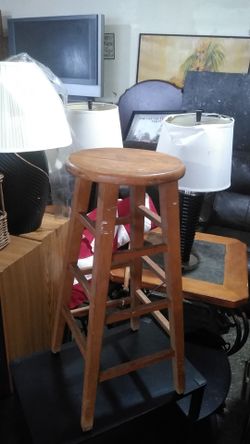 Bar stool