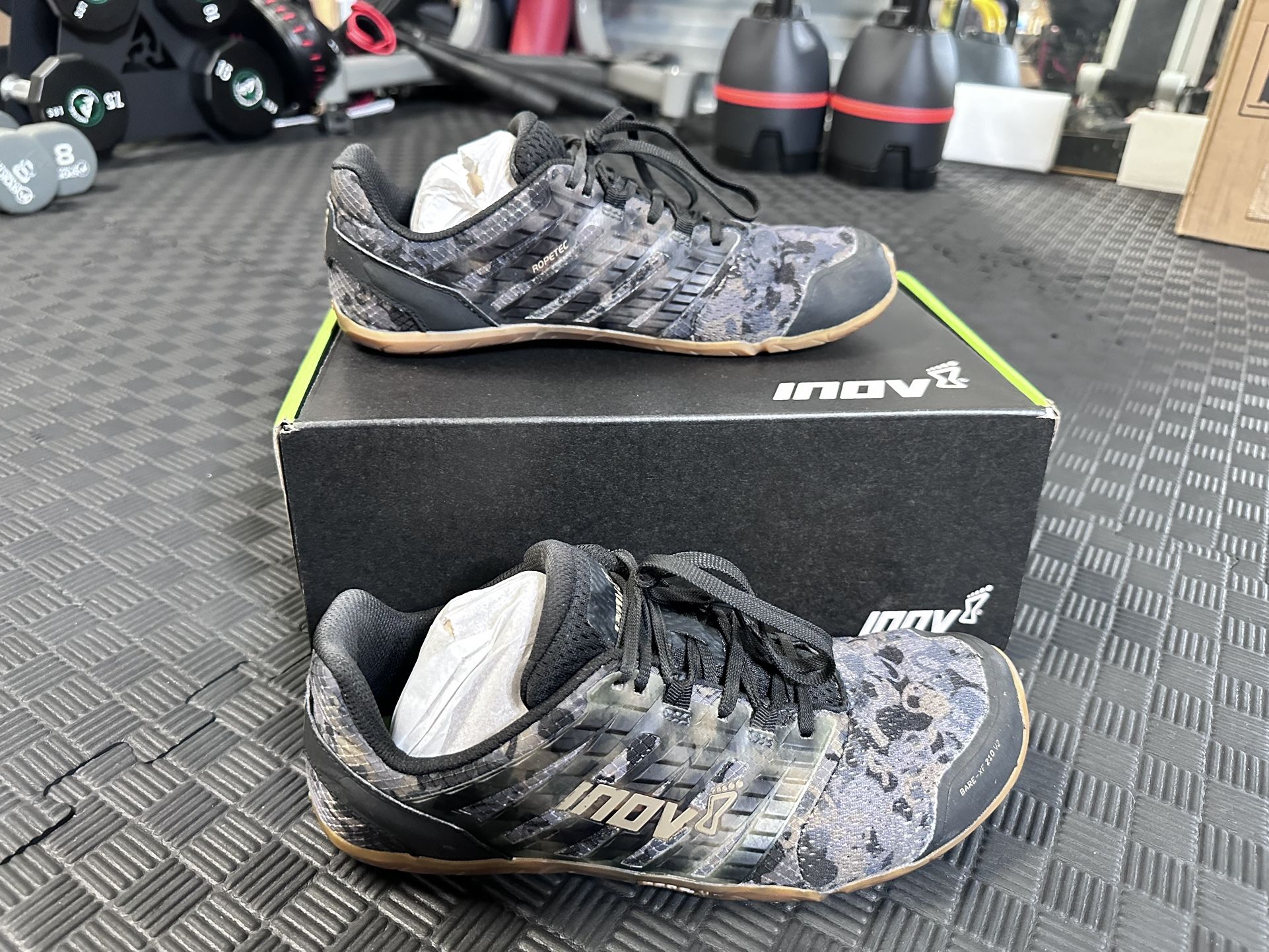 Cross Trainers - Inov-8  Bare-XF™ 210 V2 - size US-9