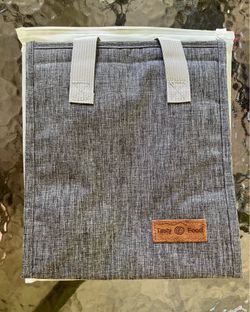 2 brand new Tasty Food lunch bags