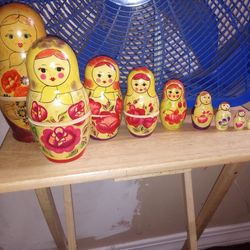 Antique Russian Nesting Dolls Complete Set