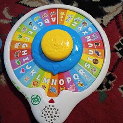 LEAP FROG LEAPFROG BABY ALPHABET AND ANIMAL WHEEL LEARNING ABC SONG