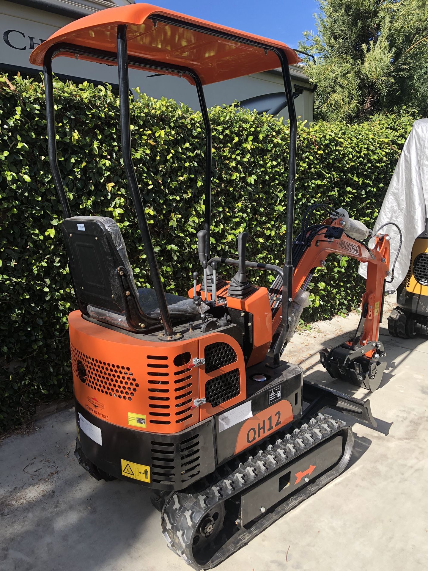 New Compact Mini Excavator