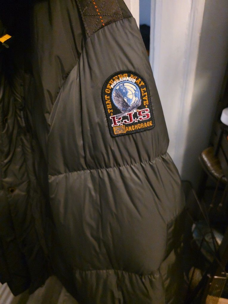 Parajumper Green Down Jacket 