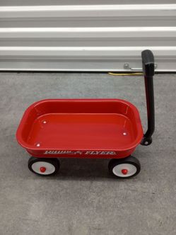 Radio Flyer Kids Toy Wagon 16.5 inch Red