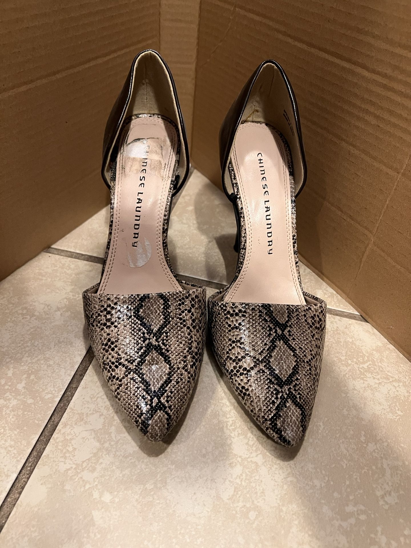 Chinese Laundry Snake Skin Heels Size 7.5