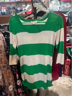 Nice tops- Large
