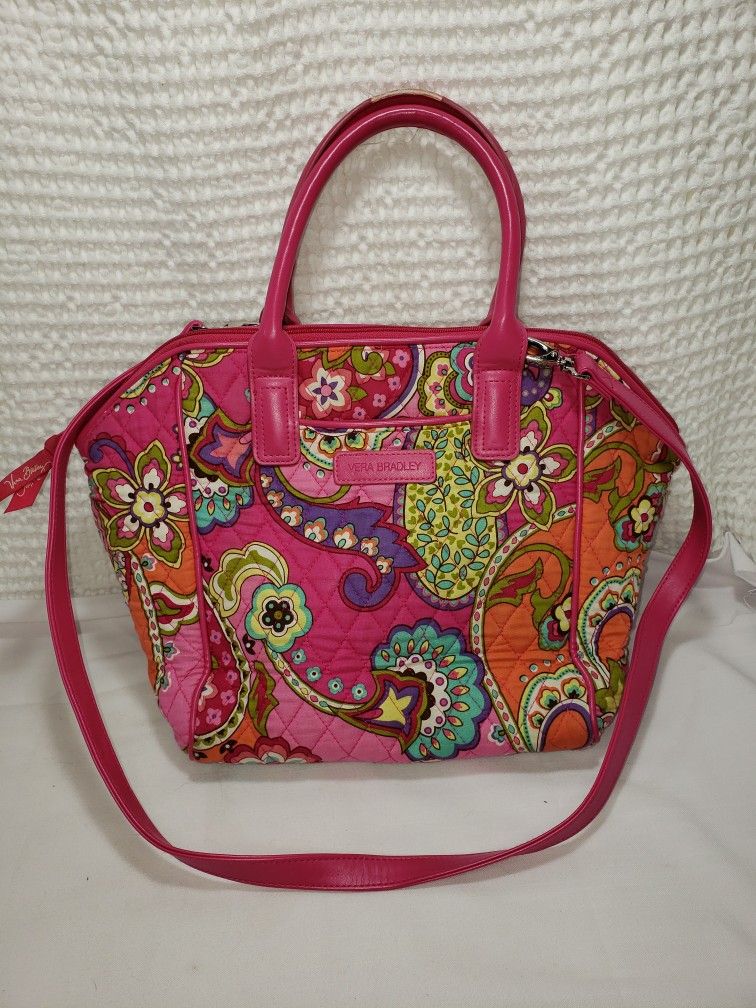 Vera Bradley hand bag pink paisley with 2 handles. ( On Vacation)