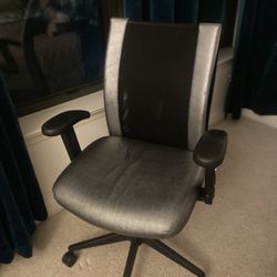 Office Chair Like New
