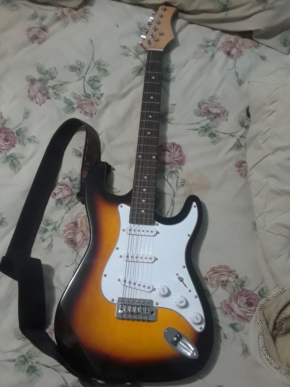 Guitar for sale