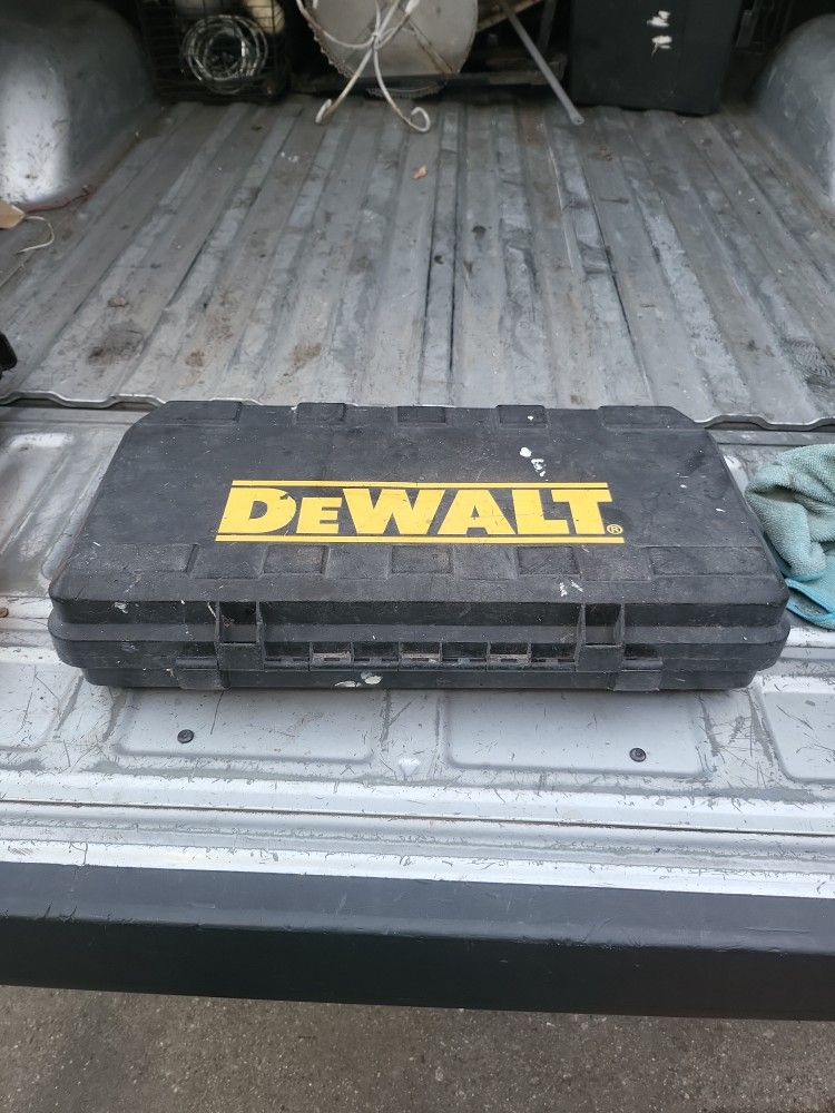 Saw