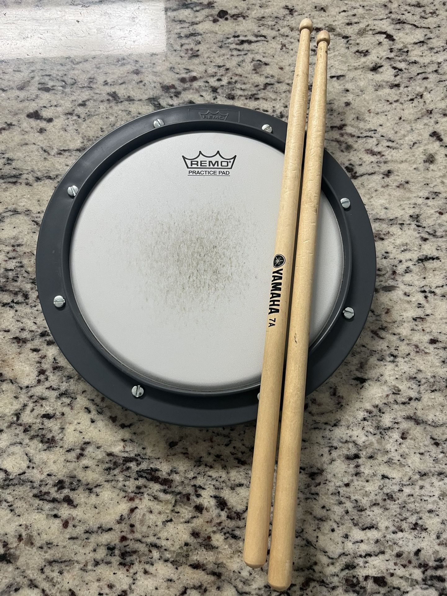 Remo practice pad & Yamaha drum sticks