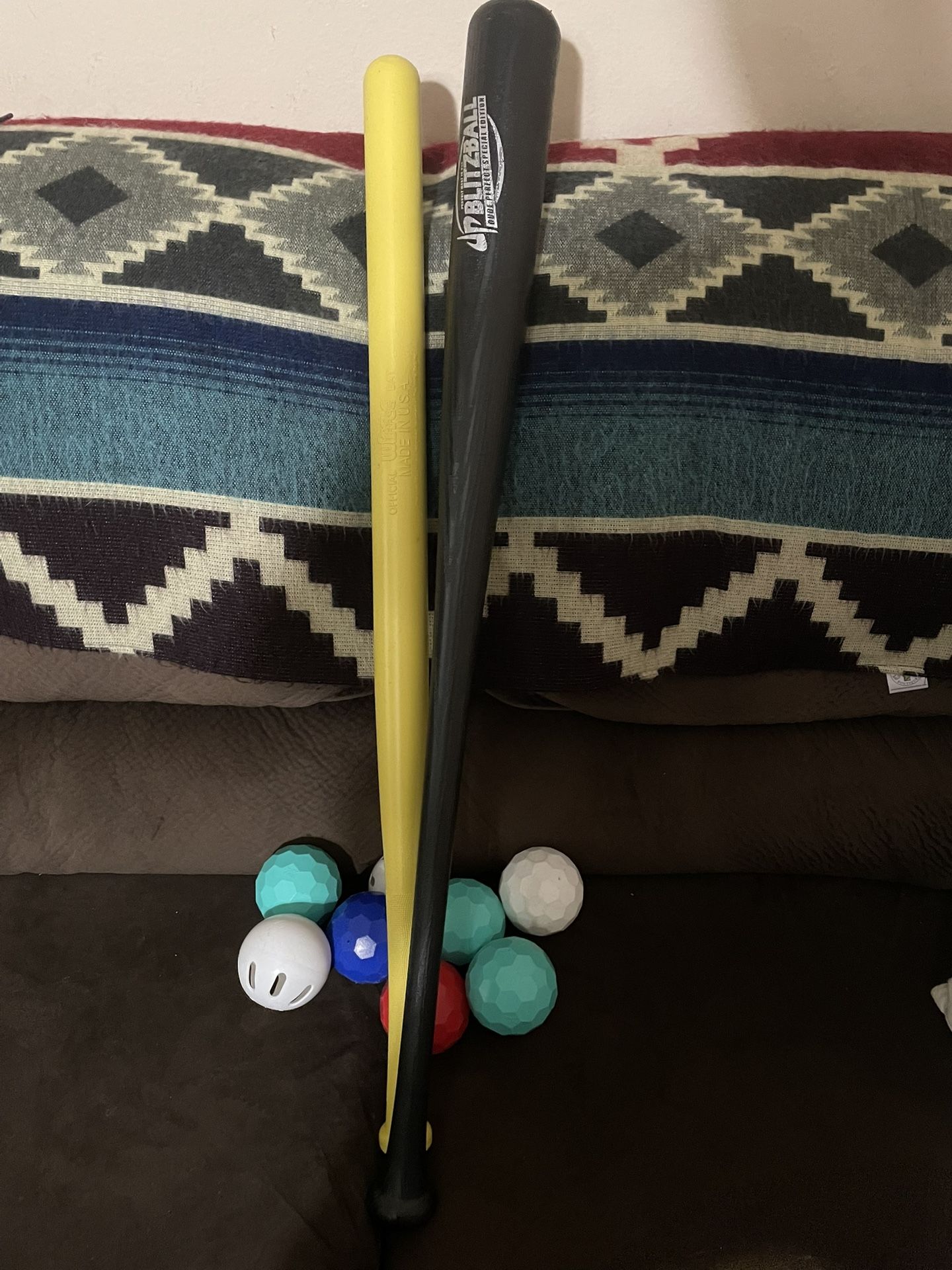 Blitzball bats and balls 