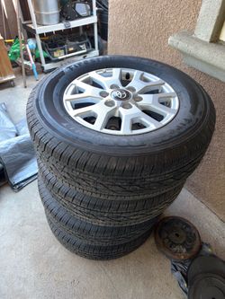 Firestone 245/70/17 Genuine OEM Toyota Tacoma 17” OEM Wheels & Rims
