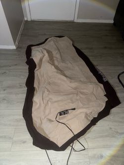 Twin blow up mattress with built in pump