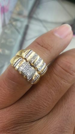14k Gold Ring set7.3 grams .75 ct Diamonds