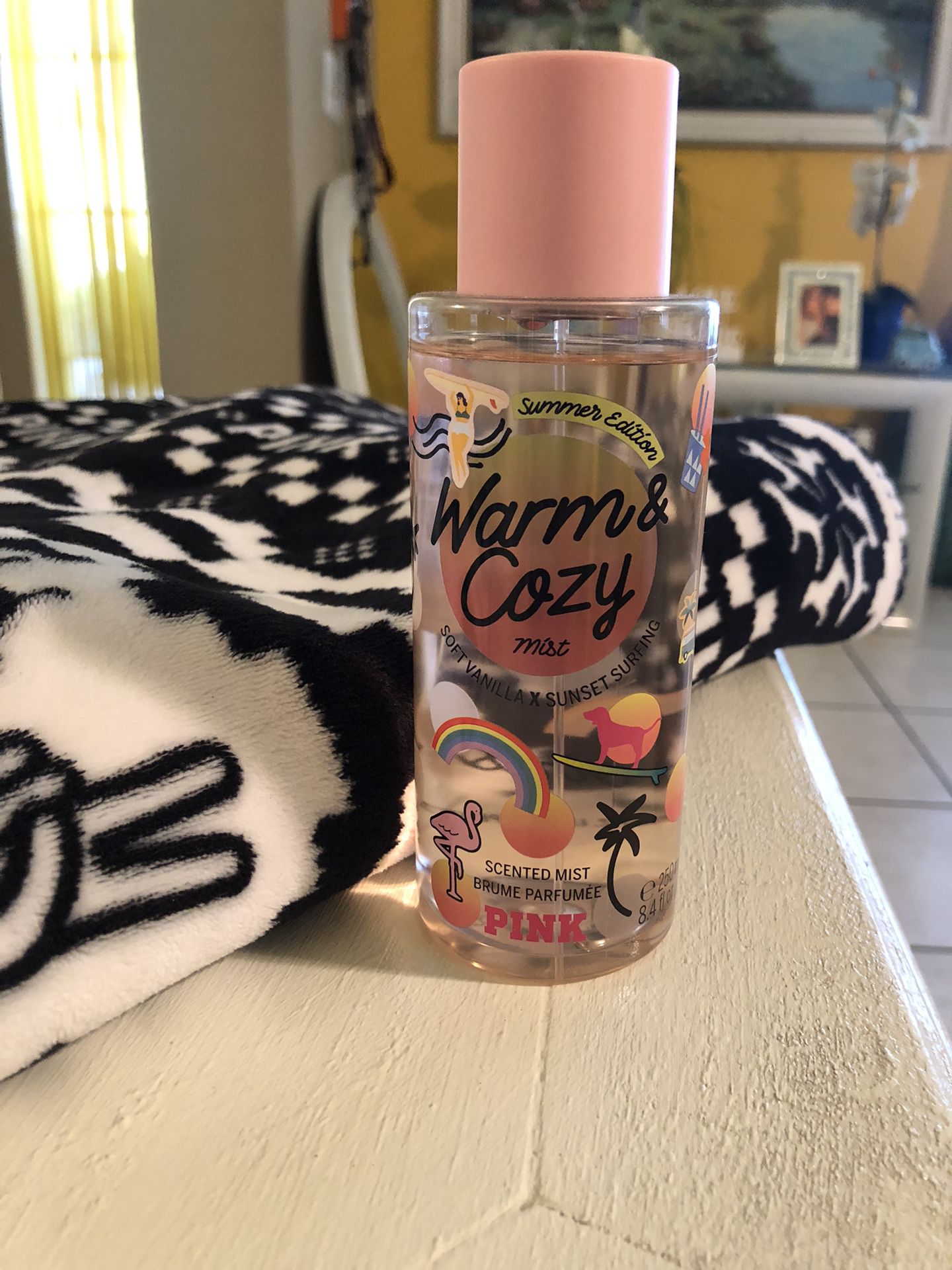 Victoria’s Secret Pink Warm And Cozy Summer Edition 