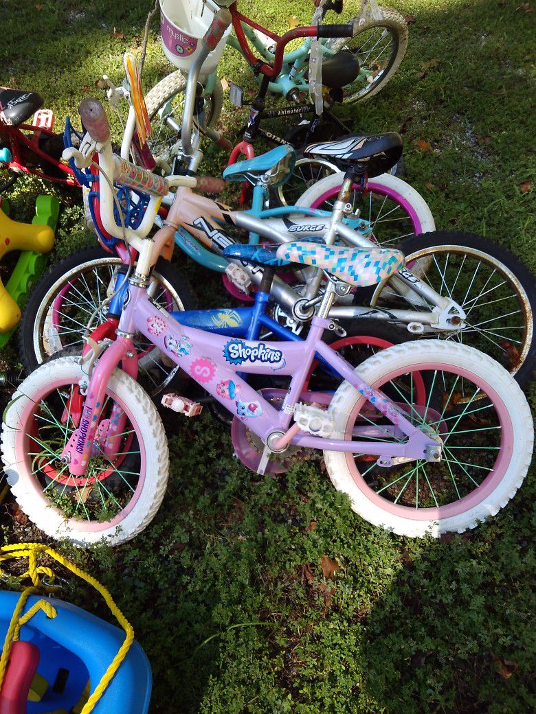 6 Kids Bikes. 50 Bucks