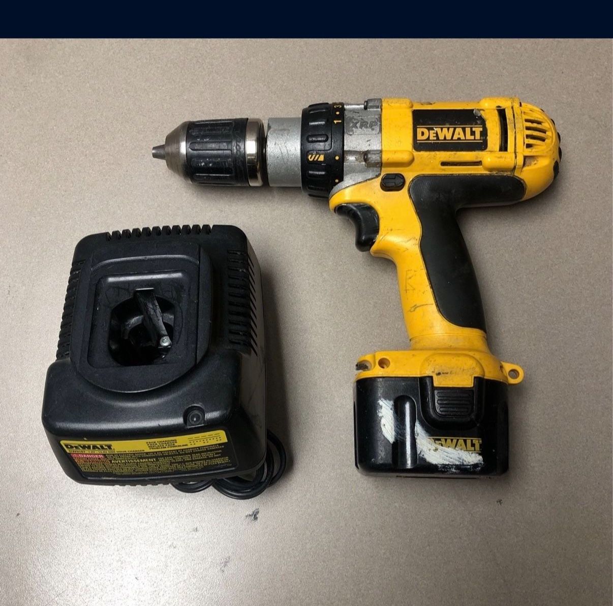 DeWalt 12volt XRP Drill W/ Battery Charger 