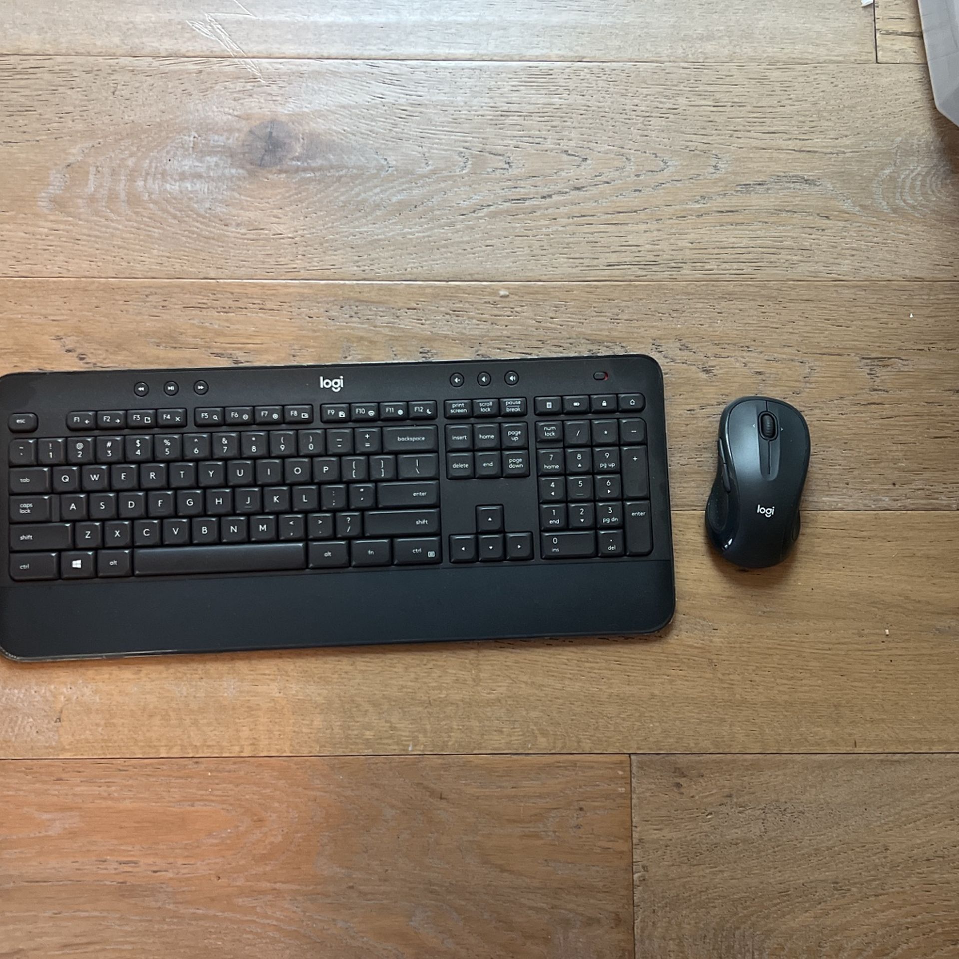 Logi Keyboard And Mouse