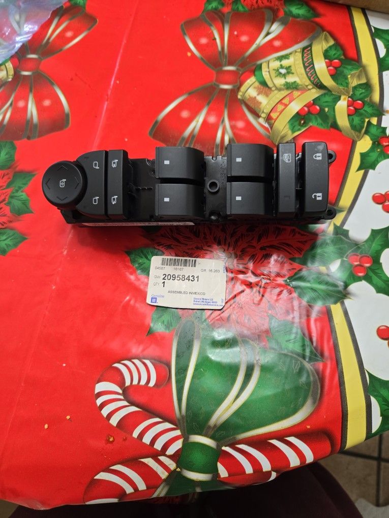 Driver Side Door Lock And Side Window Switch Saturn GM OEM New$100