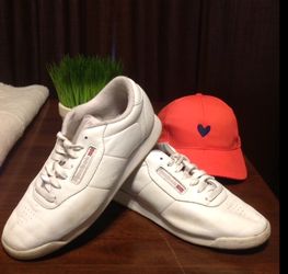 Reebok Princess Classic in White Size 8.5