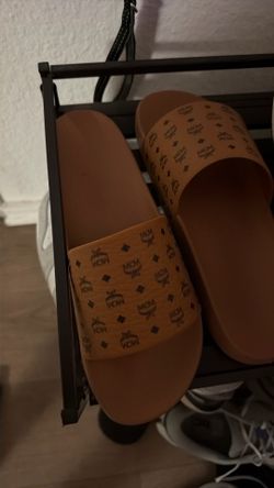 MCM slides size 45 US 12.5