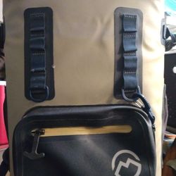 Insulated Backpack 