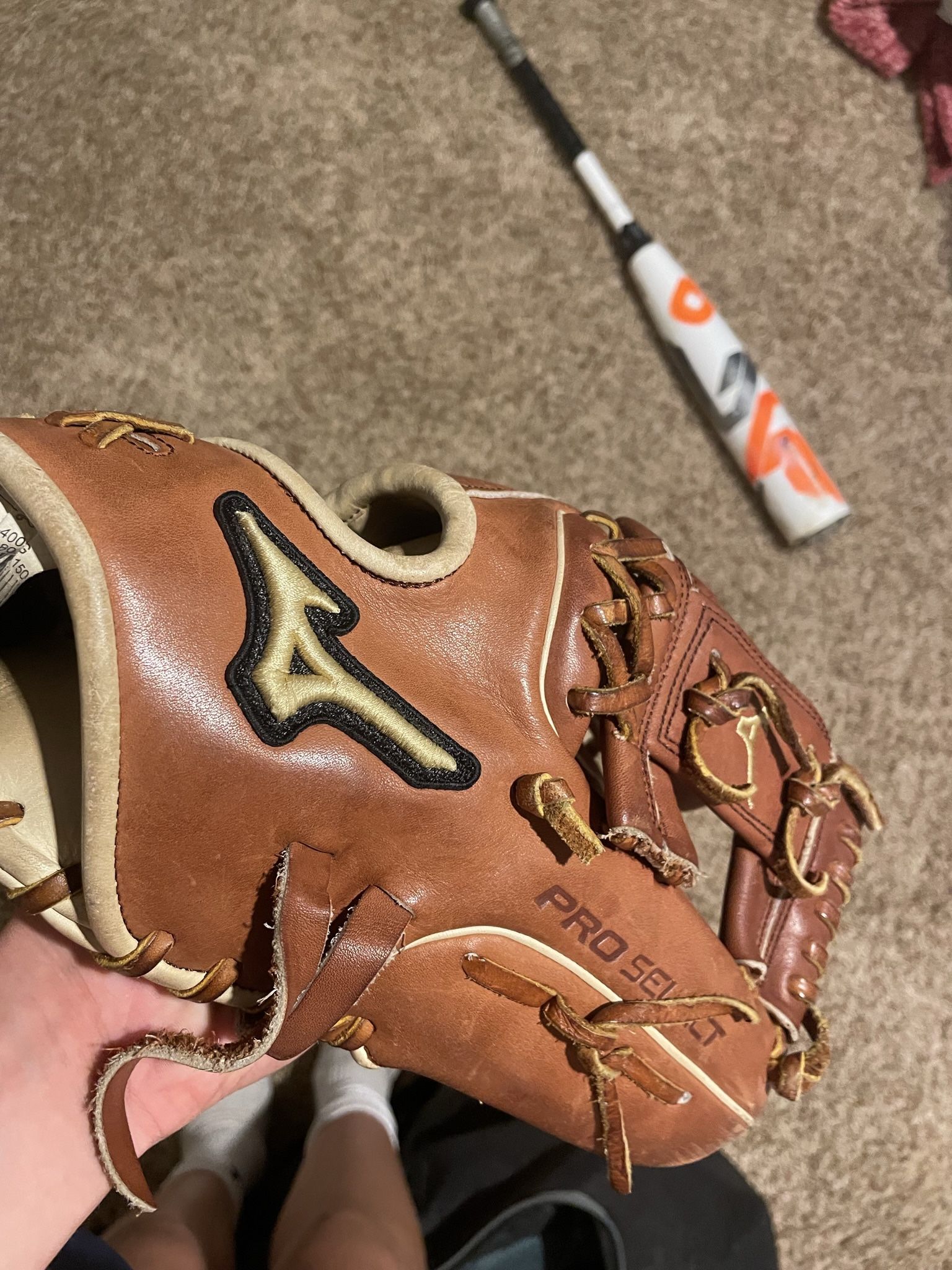 Outfielders Mitt for Sale in Bayport, NY OfferUp