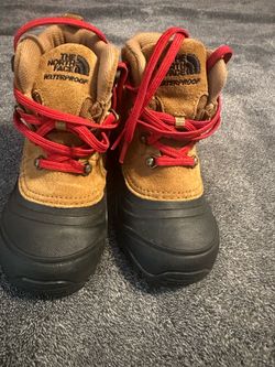 North face kids boots