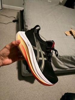 ASICs Nimbus 27 Sz 9.5