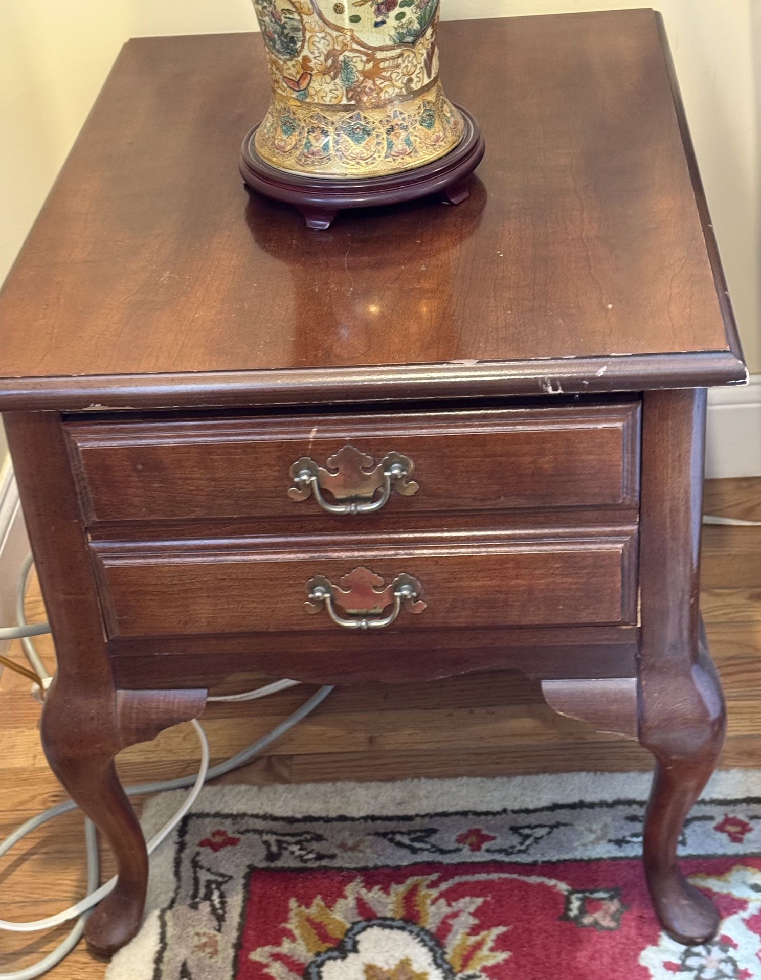Classy Hand Tables (Pair)