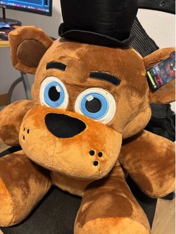 Five Nights at Freddy’s Jumbo Classic Freddy Plush (Glowing Eyes Tag) – Large Size