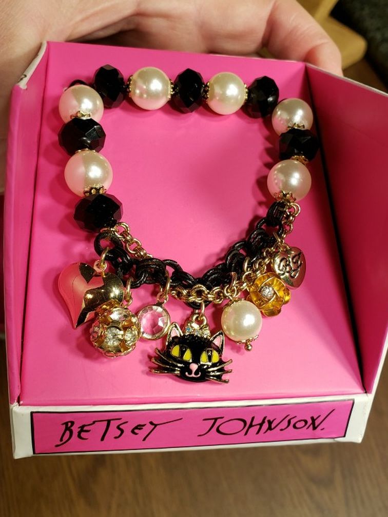 Betsy Johnson Charm Bracelet - New