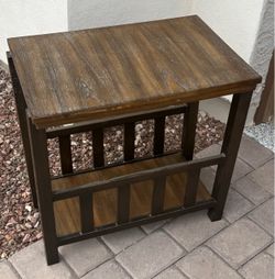 End table for sale