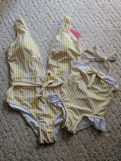 Mommy daughter matching bathing suits