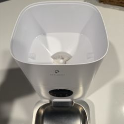 Automatic Food Disoenser