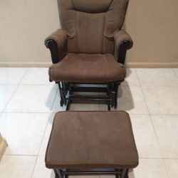 Maternity Rocking Chair and Ottoman
