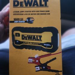 Dewalt Lithium Battery Jumper Pack