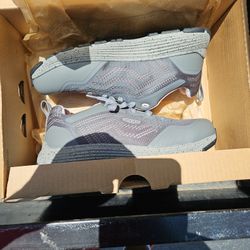 Woman's Work Shoe 